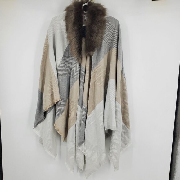 NWT Charter Club Faux Fur Trim Neutral Winter Striped Sweater Poncho Faux Wrap - Picture 2 of 10